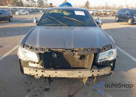 2014 Chrysler 300C Awd from USA, damaged, VIN 2C3CCAKG2EH142393